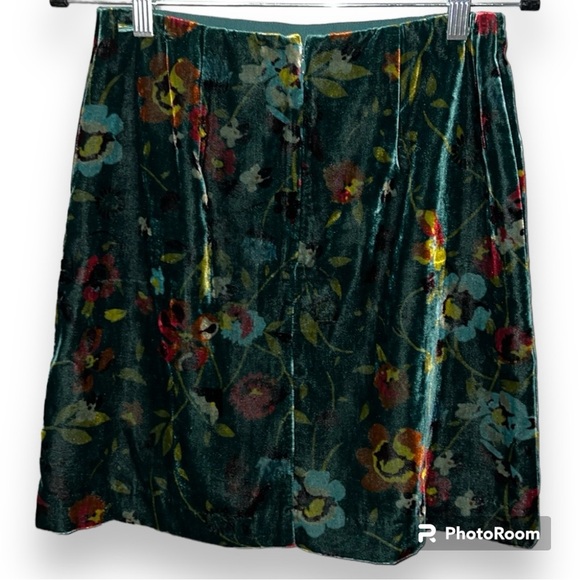 Ann Taylor LOFT size 4 floral print velvet mini skirt zips in back lined fall - Picture 4 of 12